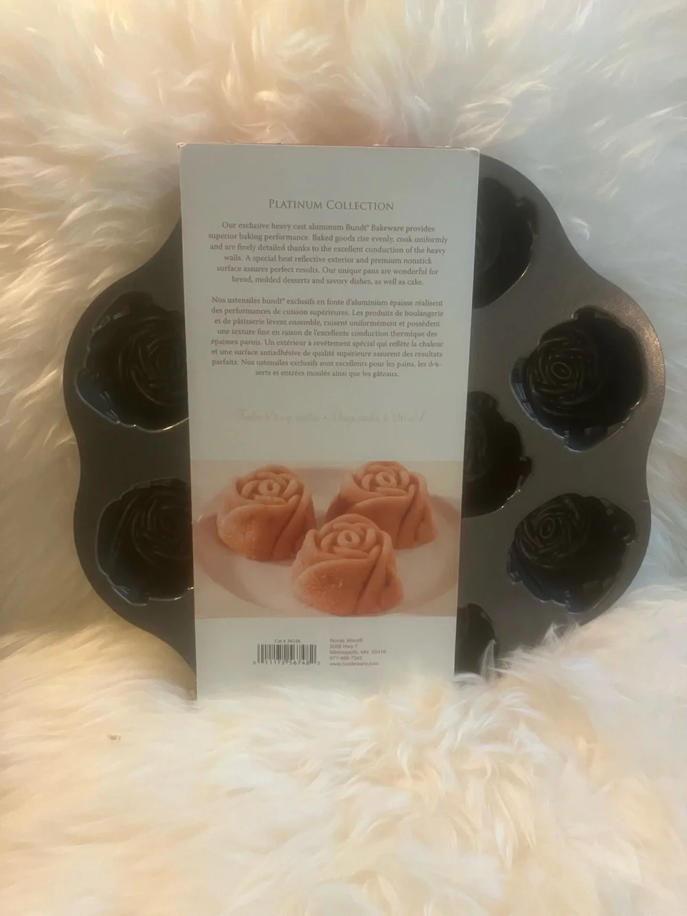 NWT Nordic Ware Sweetheart Rose Baking pan #56748  NEW